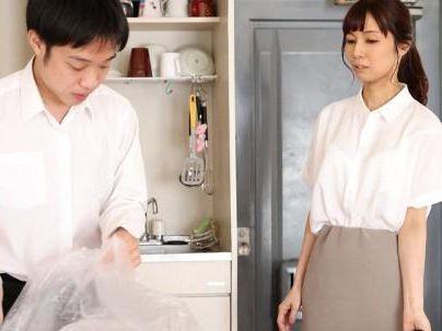 ＜熟母＞「ダメでしょ…こんなこと…！」息子に抱かれ何度もイカされた美人奥さん！体は正直になるぞ(無料エロ動画)