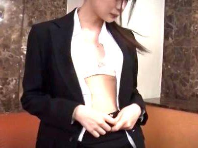 ≪女子大生≫【まじか？かわええｗW】スレンダー美乳おっぱい新就職活動女子大生生！がちセックス楽しんじゃう(無料エロ動画)