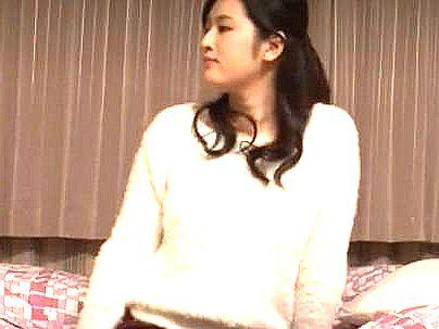 ＜結婚式前の姉＞「姉弟なんだから…！」弟のチンポが我慢限界で一線超えちゃうゾ！！禁断行為になるぞ(無料エロ動画)