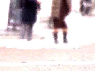 ＜素人妻ナンパ＞「え？これからですか？！」街でゲットした素人奥さん！口説かれて他人棒種付け膣内発射中出し(無料エロ動画)