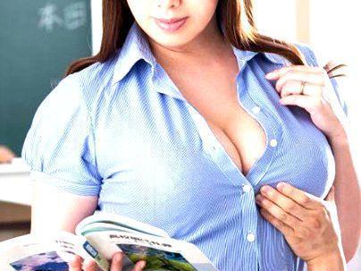 ＜美魔女女教師！＞「パイ乙・・・デケーぞ！」ぽっちゃりボイン女教師熟女！禁断エロ行為でもだえ感じちゃうぞ(アダルト動画)