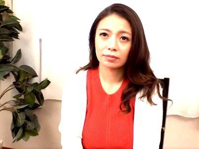 ＜超乳！＞「Hカップ」豊満ムチムチエロい体の美魔女ママ！バックファックでもだえカンジチャウゾ！！