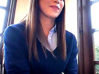 ＜浮気！＞「ここ箱根？？」上品な感じの美人奥さん人妻！温泉旅行で浮氣不倫エチエチシチャウゾ(アダルト動画)