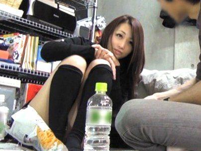 ＜素人ナンパ！＞「ｈしたいの・・？」クッソ可愛い素人女子！隠し撮りでやっちゃうぞ(アダルト動画)