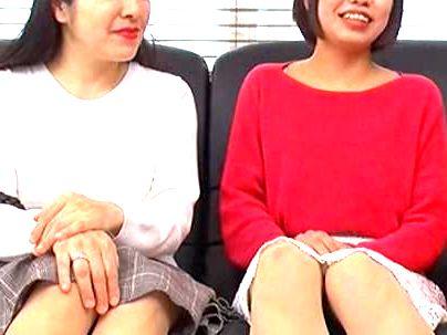 ＜母娘ナンパ＞「え？恥ずかしいわ…」上品な感じの美魔女熟女おばさんママ娘！口説いて二人とも親子丼セックス(無料エロ動画)