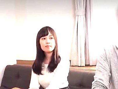 ＜一泊二日お泊り＞「恥ずかしいの…！」大学生の友達同士！Hなコスプレでエロ行為に発展シチャウゾ(無料エロ動画)