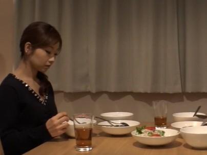 ＜人妻！＞「おしりイイの…♡」欲求不満すぎる奥さん！アナルセックスもだえカンジチャウゾ(アダルト動画)