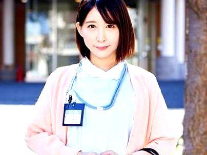 ＜マジックミラー＞「白衣の巨乳ナースゲッツ！」お昼休憩中の看護師ナース！MM号で童貞君筆おろし(無料エロ動画