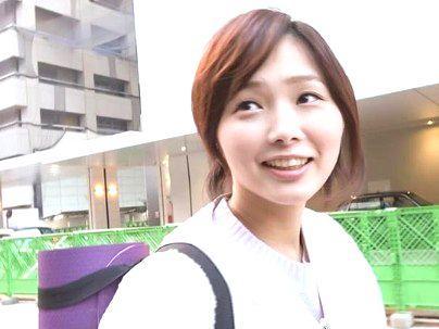 ＜三十路？＞「人妻？マジか！かわええぞｗ！」クッソ若く見える奥さん！余裕で他人棒出し入れしてっゾ(アダルト動画)