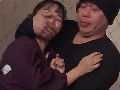 『お願い、もう許してください…』【女上司】キチガイ上司にペニスでハメハメモノ扱いされた美女！《レ○プ》