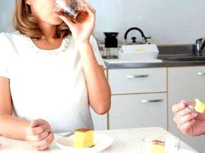 ＜調教される母＞「もうやめて…！」上品な感じの美人奥さんママ！息子の友達に調教エロ行為でヤラレマクリ(無料エロ動画)