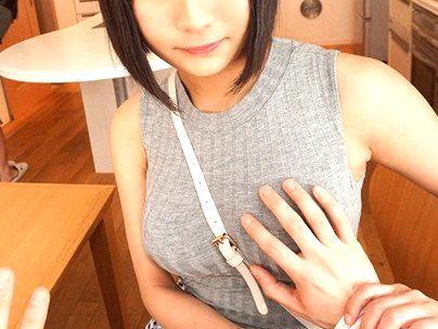 ＜彼女の妹＞「触って…♡！」これ無理～！理性崩壊でしょ～まいっか！彼女の妹とやっちゃうぞ(アダルト動画)