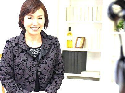 ＜人妻熟女！＞「六十路？エっロ…！」巨乳おっぱい欲求不満の奥さん！初撮り決めちゃうぞ！