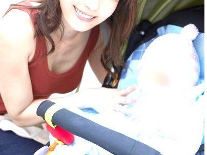 ＜人妻ナンパ！＞「おっきいね…」スリムな体の美乳おっぱい若妻！ＭＭ号でネトラレ行為になるぞ！