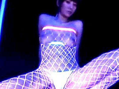 ＜麻美ゆま！＞「蛍光タイツ、エッロイｗW！」パーフェクトボディー極エロ美人お姉さん！じゅぽフェラ最高でしょｗW！