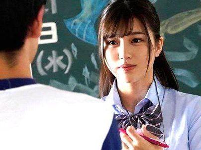 ＜水泳部女子マネージャー！＞「この子がフェラとかｗＷ！」クッソ可愛い素人女子マネ！臭い汚い精子をお口の中に出されちゃう！
