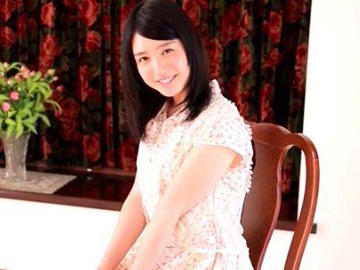 ＜古川いおり＞「クソかわええぞ！」滅茶苦茶可愛い女子！！満を持してAV Debutシチャウゾ(無料エロ動画)
