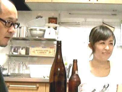 ＜ダメ部下の妻＞「ヤメテクダサイ…もう助けて…」後輩の奥さんを腹いせに・ネトラレｓｅｘ強引にやっちゃうぞ(無料エロ動画)