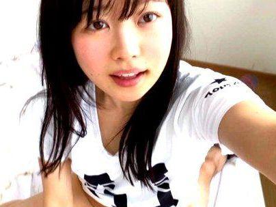＜ハメ自撮り＞「めっちゃ！かわええｗW！」自分のエッチな姿を見られたいイマドキノ女子！チ○コを借りて撮影してるぞ！