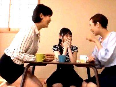 ＜女監督ハルナ、登場＞「これが？トリプルレズか！」マニアにはたまらんのか？３人のちんぽなしがエロ交尾すっぞ！