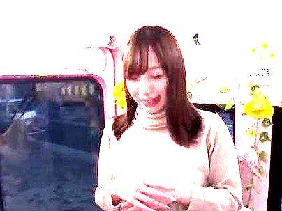 ＜マジックミラー便！＞「なにするんですか？」高学歴女子大生の真面目女子！初めてのクリトリスいじり悶える姿エッロｗW！