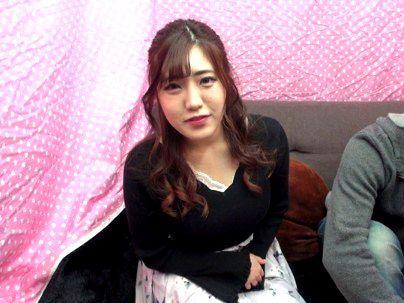 ＜連続中出し！＞「ん？チョイブスかな？」横浜でゲットした巨乳オッパイ女子！！余裕で種付け膣内発射中出しに！！