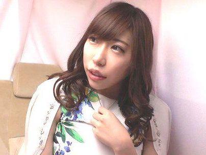 ＜素人妻ナンパ＞「唇エロいぞｗＷ！」上品ぶってる奥さんゲッツ！なし崩し的種付け膣内発射中出しに持ってく！