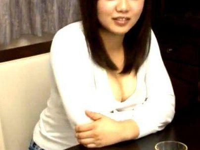 ＜巨乳過ぎる妹＞「お兄ちゃん…♡！」妹と狭いお風呂で二人きり！我慢できませんｗやっちゃうぞ(アダルト動画)