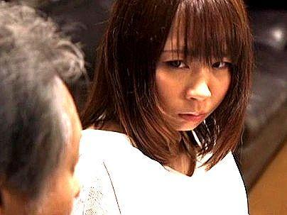 ＜NTRドラマ！＞「これ久しぶりなの…」レスのボインの奥さん！旦那の前で他人棒でやっとるぞ(アダルト動画)