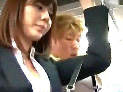 ＜麻美ゆま！＞「おとり捜査官」スタイル抜群ボインのおとり捜査官！逆にヤラレマクリになっちゃうゾ！！