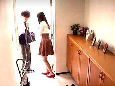 ＜逆即ハメ！＞「人妻が・・・」隣の男子●生のオカズにされてしまった隣人ボイン奥さん！逆即ハメシチャウゾ(無料エロ動画)