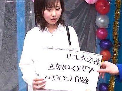 ＜マジックミラー号＞「え？私より？！」ヤリマンなお友達を紹介企画！10万円のために頑張ります！(無料エロ動画)