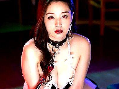 ≪義母≫【洗脳しちゃうぞｗW！】スレンダー美乳おっぱい奥さん！洗脳されて禁断セックス発展シチャウゾ(無料エロ動画)