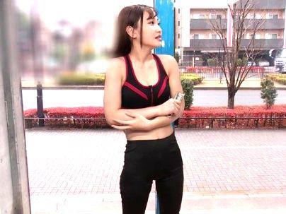 ＜素人ナンパ！＞「かわええ…ゾ」スレンダー巨乳おっぱいシロウト女子！ＭＭ号でイキ潮お漏らししちゃうぞ！