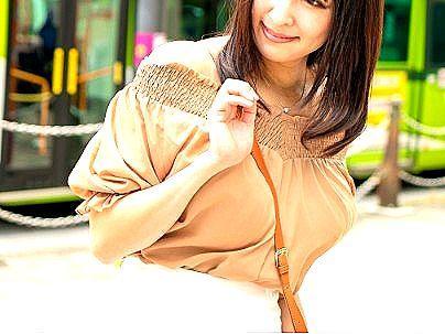 ＜人妻ナンパ！＞「久しぶりなの…♡」清楚で色っぽい巨乳奥さん！ナンパされて他人棒で浮氣交尾シチャウゾ(無料エロ動画)