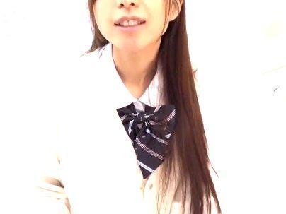＜制服美少女！＞「この子・・・潮吹きすっぞｗ！」可愛いイマドキノ美少女！エロ交尾で興奮潮ふきしちゃう(アダルト動画)