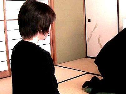 ＜喪服未亡人！＞「ダメなの・・に、久しぶりなの…」欲求不満すぎる亡人！義弟に強引にやられるぞ(アダルト動画)