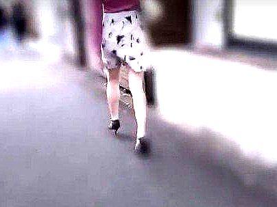 ＜男優の性技に耐えたら企画＞「え？これからですか？いいですけど…」カワイイ女子大生が男優の性技挑戦！もちろん負けちゃう！