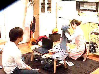 ＜家事代行サービス！＞「ダメですよ…」上品な感じの美魔女おばさん！なし崩し的エロ行為持ち込まれるぞ(無料エロ動画)