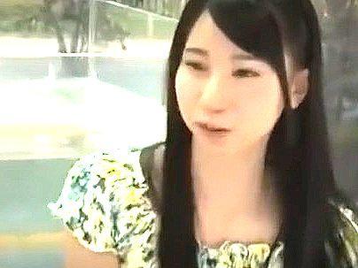 ＜友達男女！＞「恥ずかしい…」スリムな体の美乳おっぱい女子大生！友達と混浴からのエロ行為に！