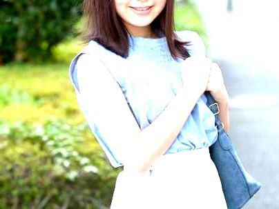 ＜ガードが固い素人！＞「え？ダメですよー」ミラー号で口説けなかった清楚系女子！媚薬でエロ行為に発展(無料エロ動画)