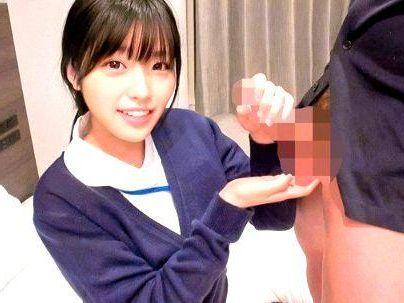 ＜ナース！＞「かわええｗW！」★清楚系上品な感じのナース！童貞君相手に筆おろしとか最高でしょｗW！(無料エロ動画)