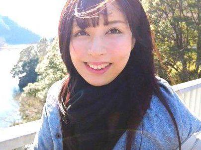 ＜38歳＞「う我慢できません…！」お金よりも大切な何かをげっと！勿論生チンポで喜ぶ奥さんヤバすぎるだろ！(無料エロ動画)
