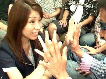 ＜温泉ファン感謝祭＞「39歳？エッロｗW！」人気美魔女おばさんAV女優！ファンとエロ行為に発展(無料エロ動画)