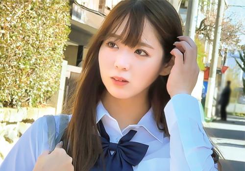 【れいみちゃん】学校帰りの制服女子をナンパ！クラスで一番おっぱいの発育が良い美少女と放課後セックス！脇汗でシミが出来ているYシャツに萌え！！