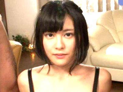 ＜痴女プレイ！＞スタイル抜群ボインのお姉さんがM男のチンポしごきまくり痴女行為しちゃう！！！