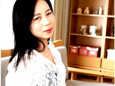 ＜ババア＞「興奮ｗＷ！」旦那さんに先立たれたおばさん！50歳の美魔女オバサンがエロ行為してっゾ(アダルト動画)