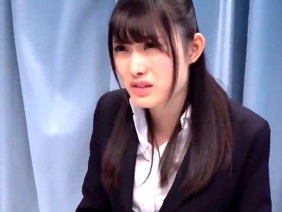 ＜マジックミラー号＞「え？面接ですか？！」就活中の女子大生！ＭＭ号でセクハラしまくりの変態面接でヤラレマクリ(エロ動画)