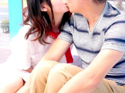 ＜マジックミラー号＞「私でいいの…♡！」10代美少女！MM号で騙されて童貞偽物にやられてしまった(無料エロ動画)