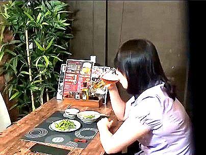 ＜相席居酒屋！＞「素人奥さん」一人飲みしてる美魔女オバサン！欲求不満で誘われてエチエチしちゃうぞ！